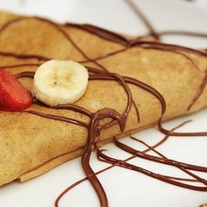 Clatite cu ciocolată și banane